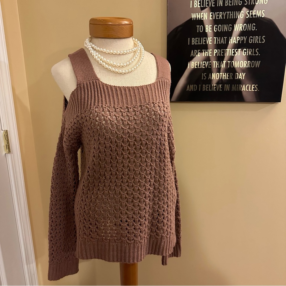 ✨Charlotte Russe mauve pink cold shoulder sweater Size S